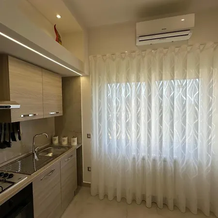 Apartament Leonida *
