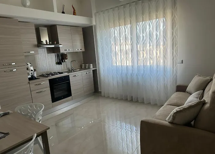 Leonida Apartament *